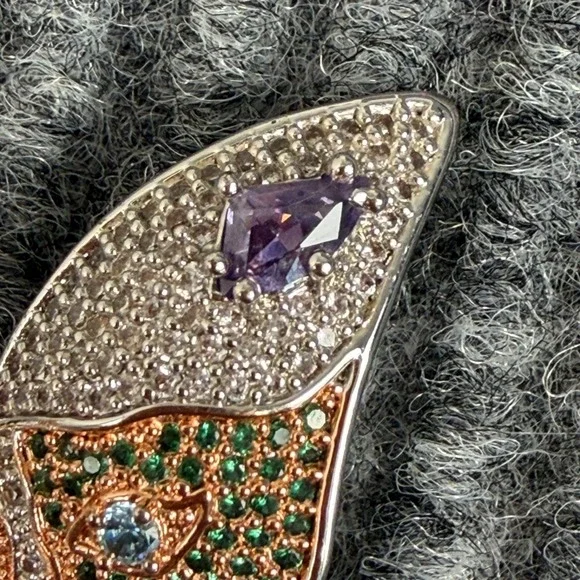 Butterfly Brooch Silver Tone Multicolored Rhinestone Gemstones - Picture 5 of 13